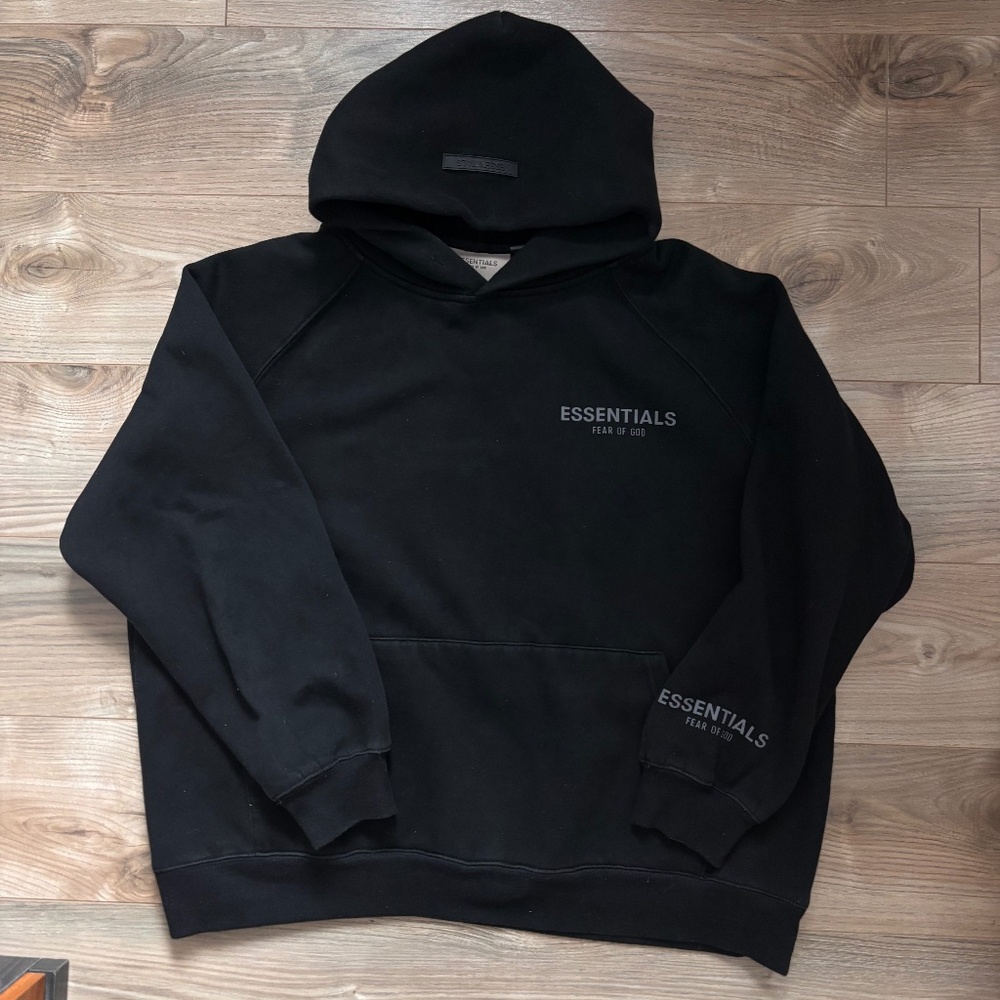 Essential black hoodie